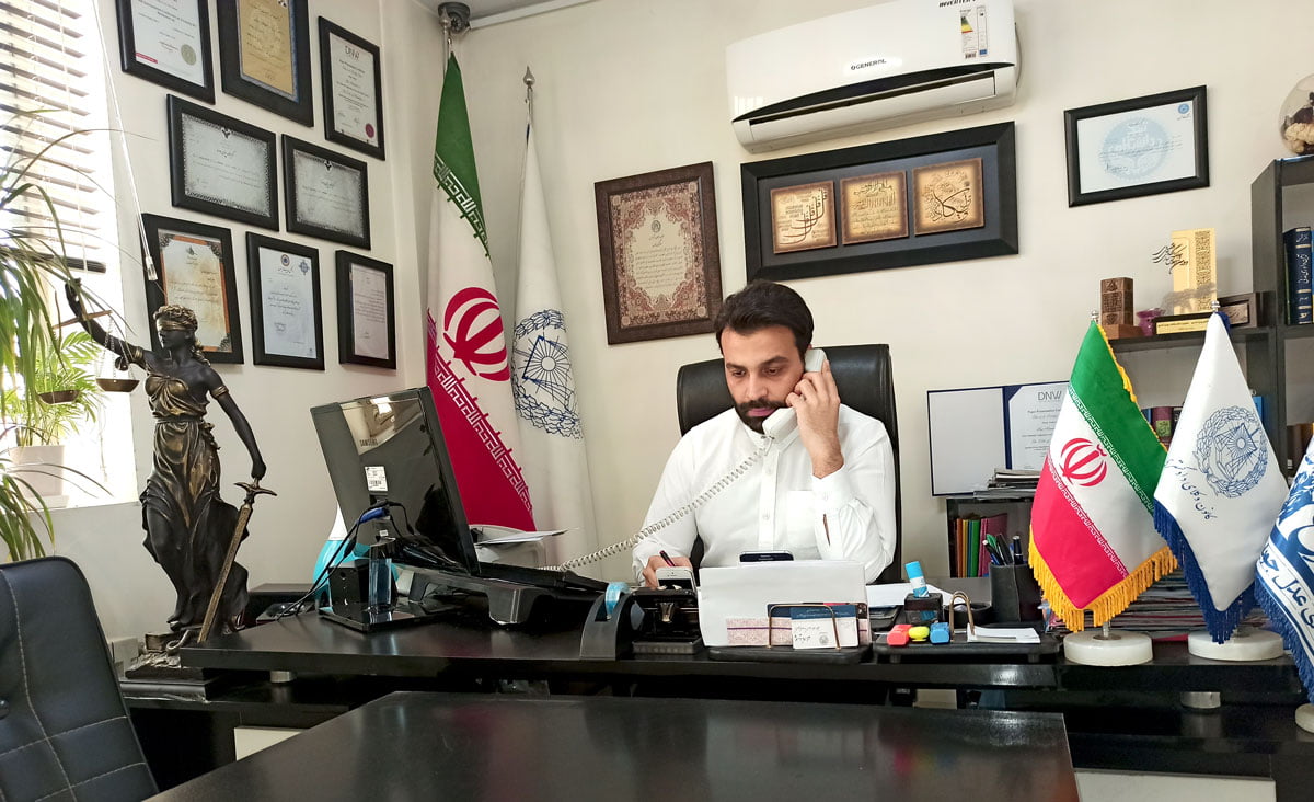 مشاوره حقوقی تلفنی رایگان