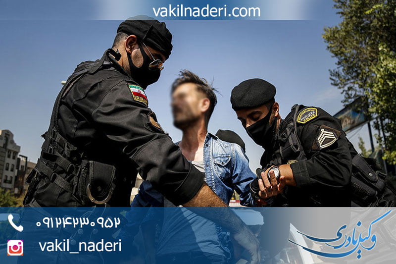 تمرد نسبت به مأمورین